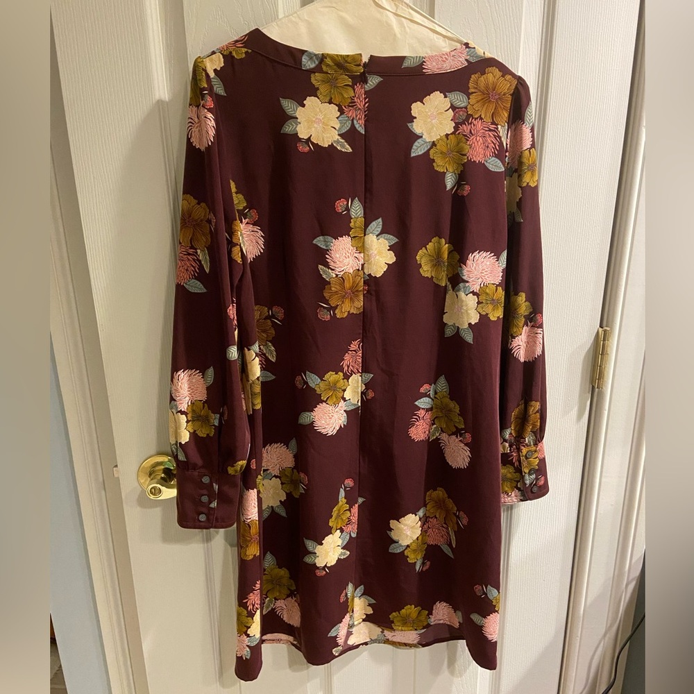 LOFT Burgundy Floral Long Sleeve Dress 12p EUC - Picture 3 of 8